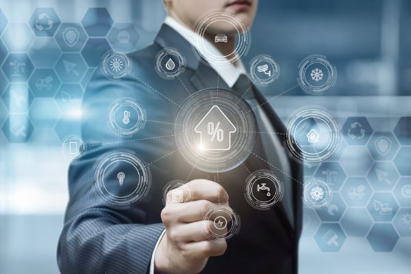 30代こそ取り組むべきマンション経営!「金持ちの高齢者がやるもの」は間違い?